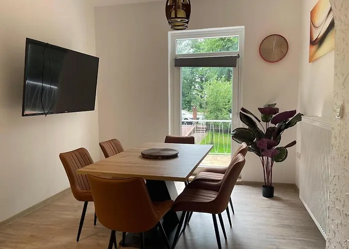 Komfortable Einf Haus 5 Pers Einzelzi-max 9 Pers Feriehus Bremen